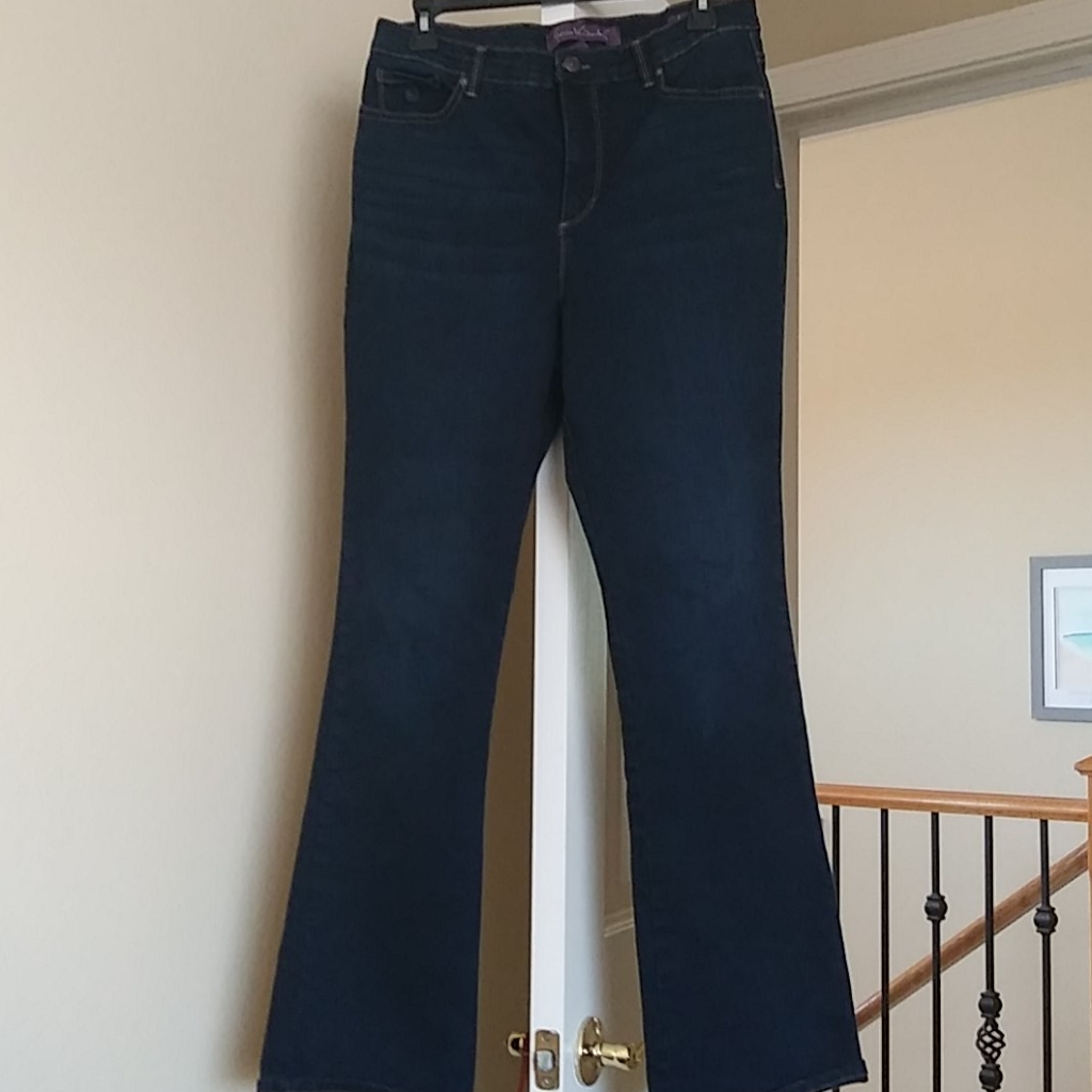 Gloria Vanderbilt Amanda Bootcut Darkwash Jeans